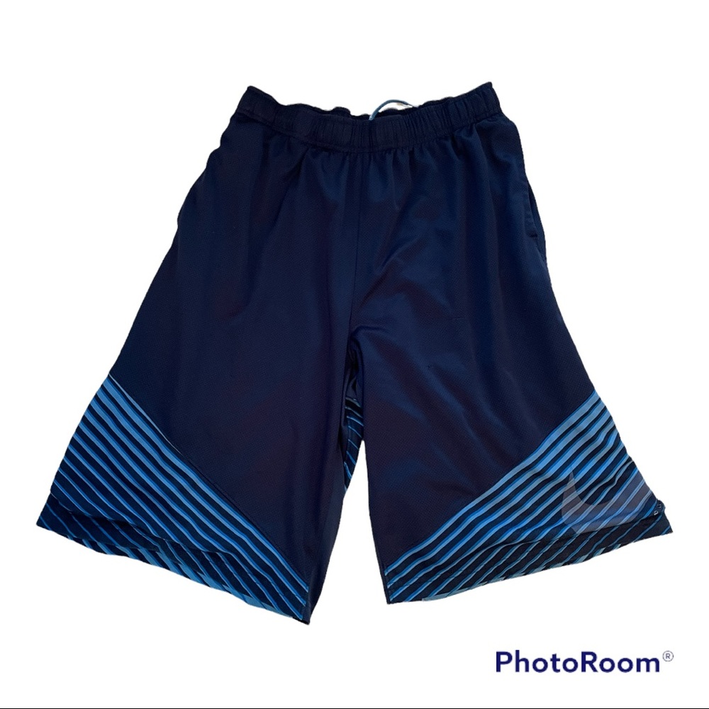 Nike elite shorts, boys XL, dark blue.
